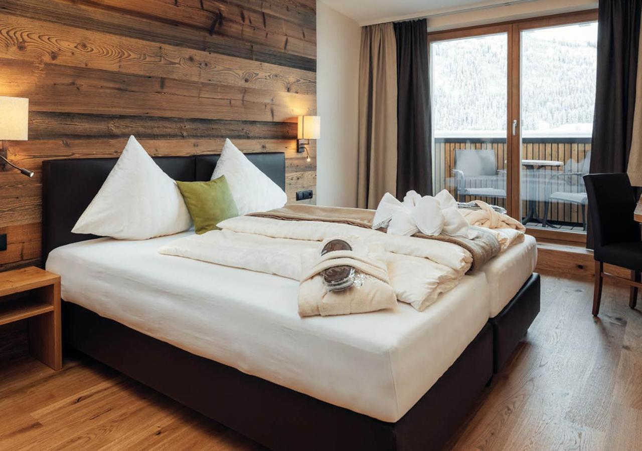 Hotel Garni Alpenjuwel Residenz Serfaus Zimmer foto